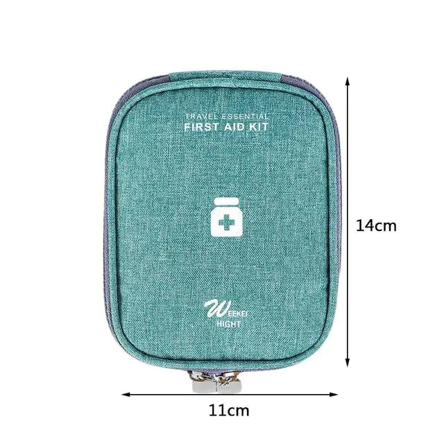 Førstehjelpsbager i ulike størrelser og farger Unike turprodukter