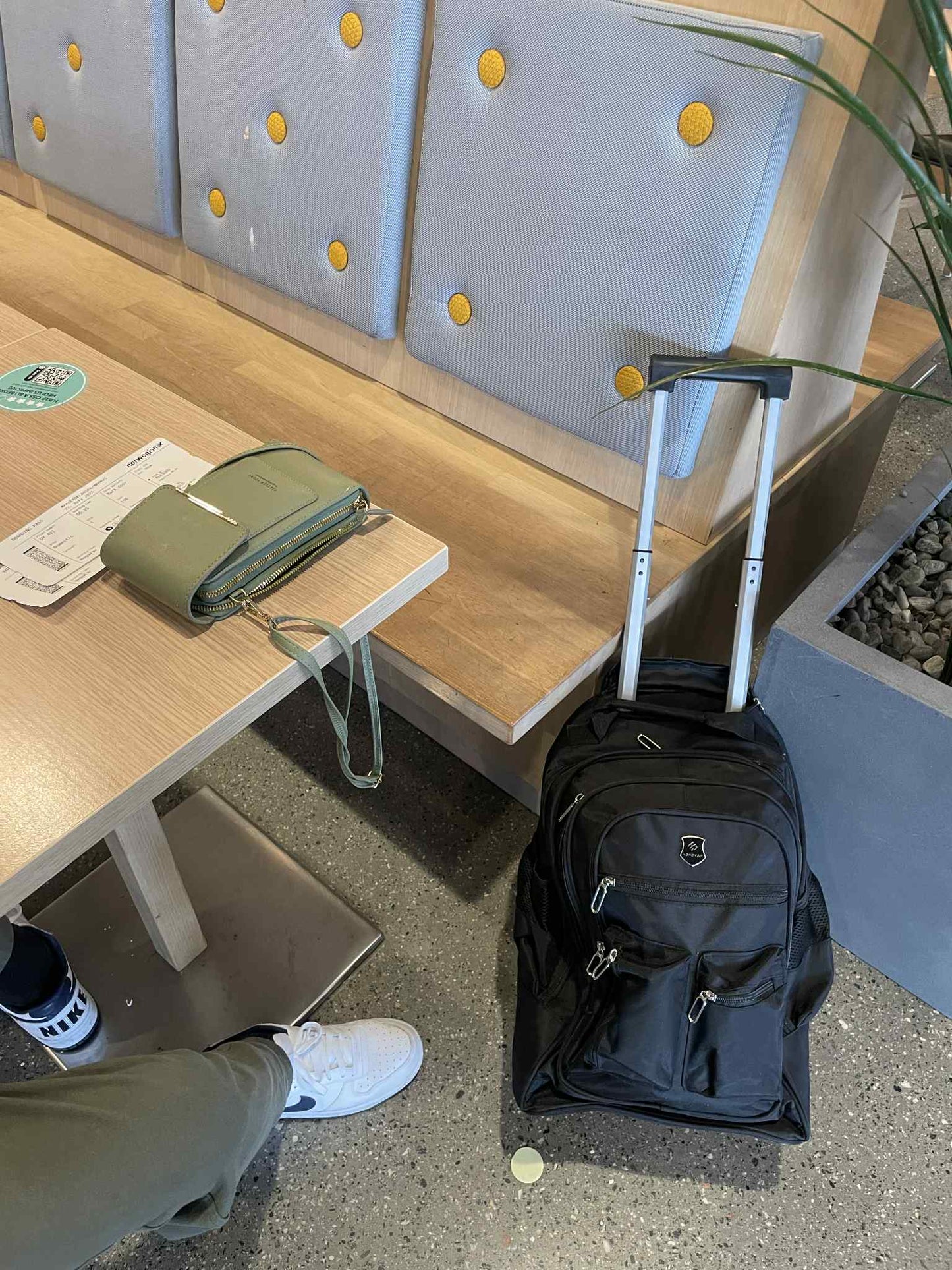 Ultralight trolley bag with large capacity