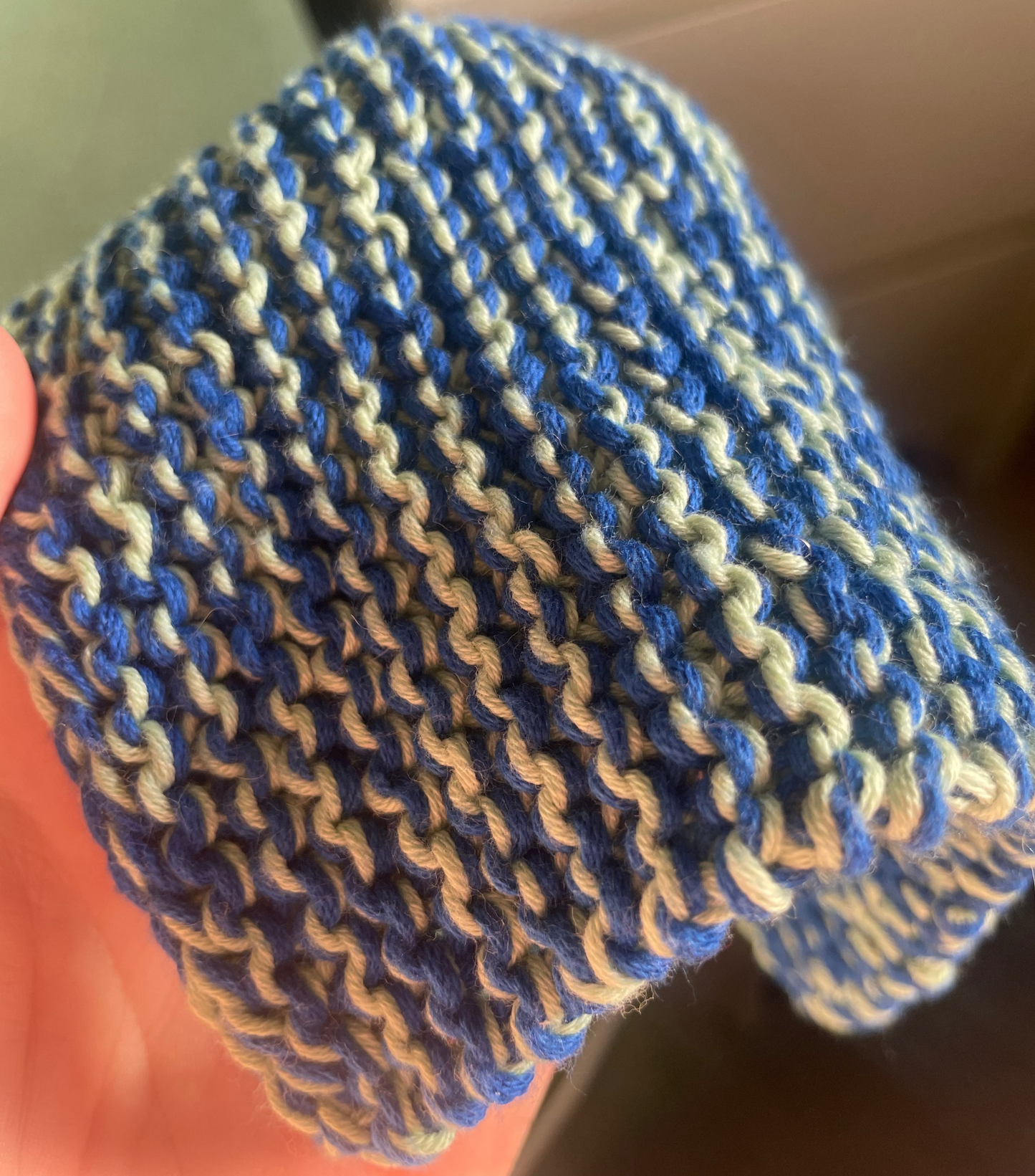 Strikket grytekluter med og uten fletta hank Unike turprodukter