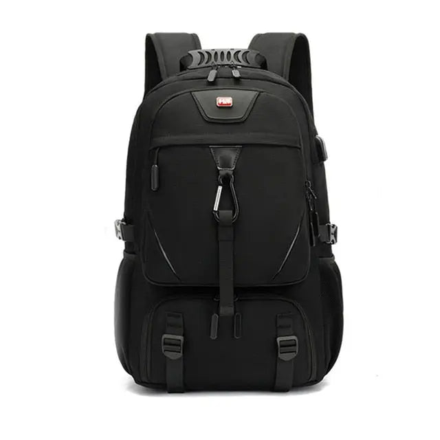 Stor backpack med usb i tre ulike størrelser Unike turprodukter