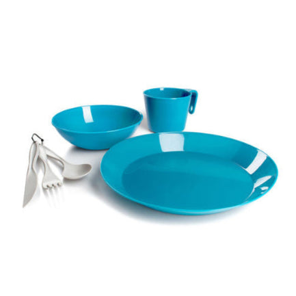 GSI Cascadian tursett for én person – lett og slitesterkt spiseutstyr til tur og camping. Inkluderer tallerken, suppebolle, kopp, bestikk på karabinkrok og nettingpose. Laget av 100 % resirkulerbar polypropylen, BPA-fritt og uten ftalater.