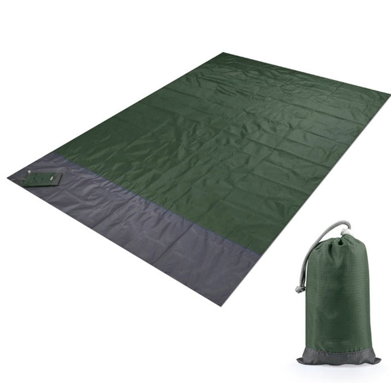 Colorful and waterproof beach mats