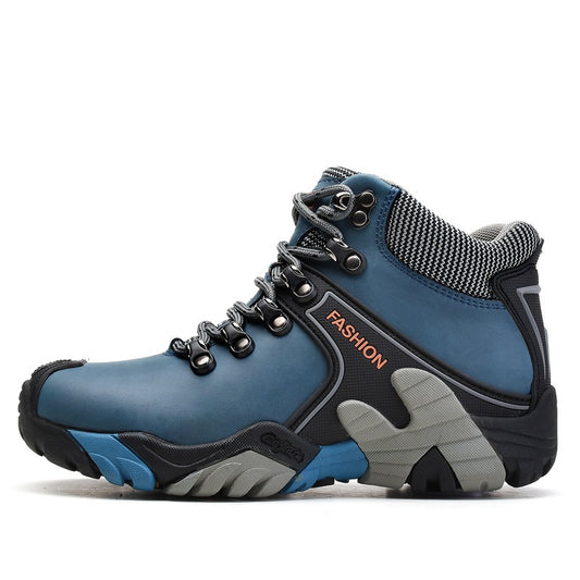 Non-slip and durable hiking shoes