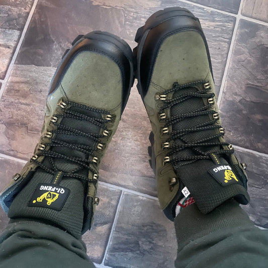 Høye tursko for menn og kvinner