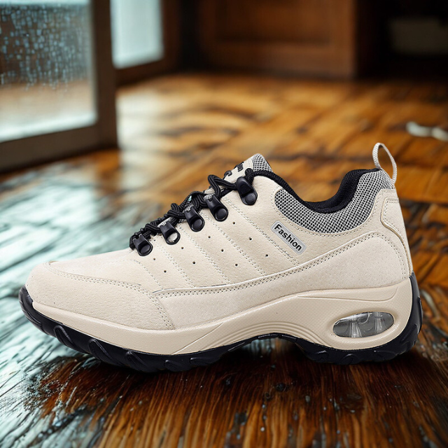 Casual shoes for women in several colors