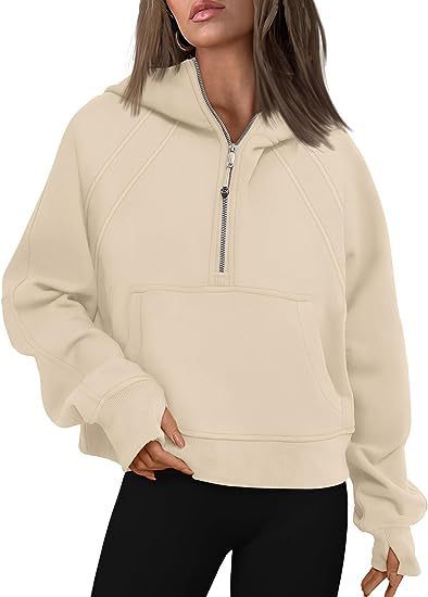 Women's zip-up hoodie with pocket
