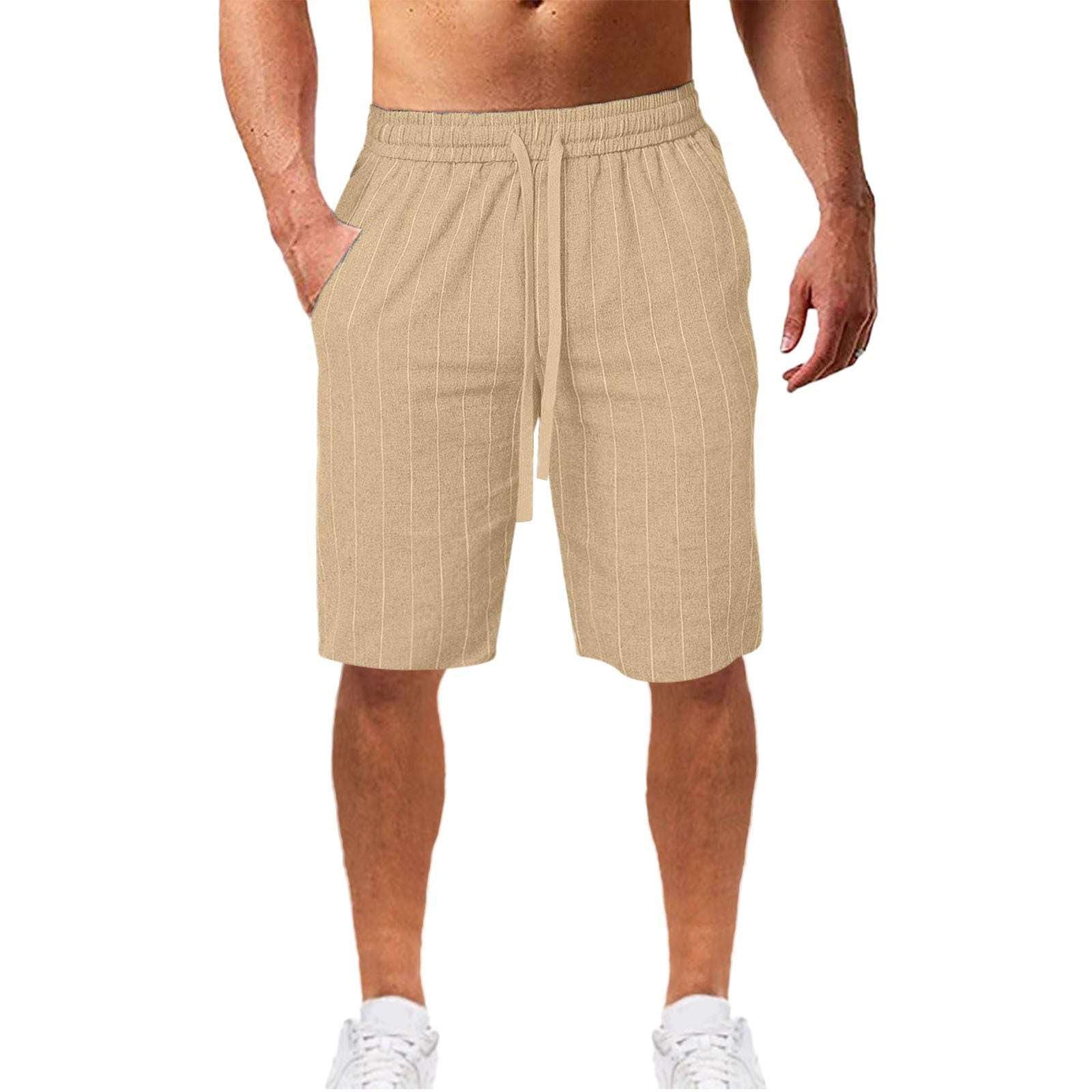 Stripete beige herreshorts med snøring og elastisk midje, ideelle for komfort og stil. Designet i myk og lett materiale, perfekt for varme dager. Shortsene har en moderne stripemønster med en justerbar snøring for optimal passform. Passer godt til både avslappede og sporty anledninger.

