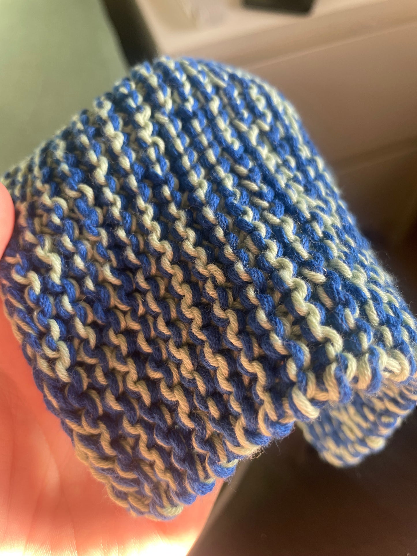 Knitted potholders with braided handles