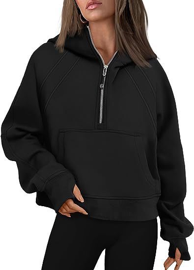 Women's zip-up hoodie with pocket