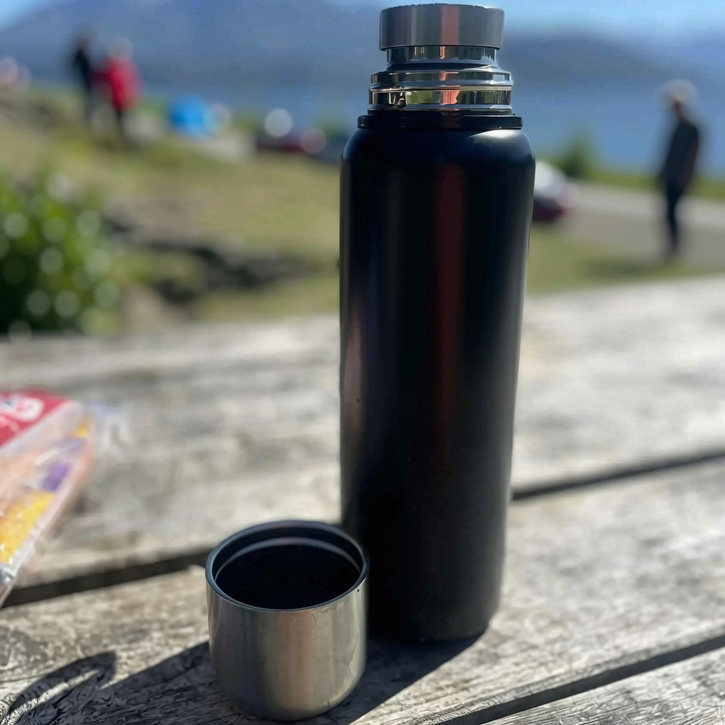 Termos i rustfri stål med dobbelveggisolasjon